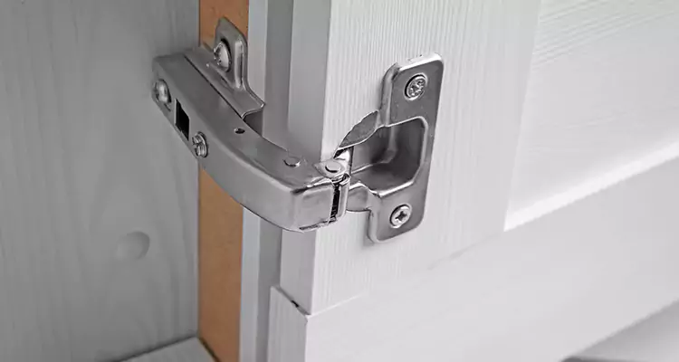Shower Door Hinge Replacement in Miami Beach, FL