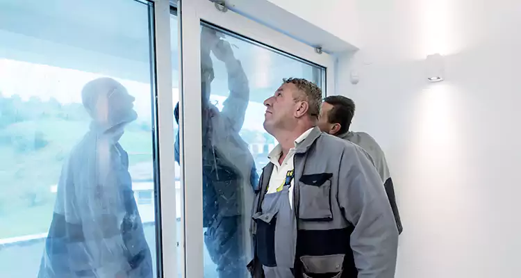 Retractable Screen Door Repair in Miami Beach, FL