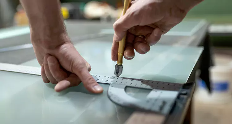 Glass Scratch Repair in Miami Beach, FL