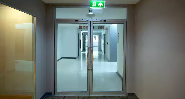 Emergency Glass Door Repair in Miami Beach, FL