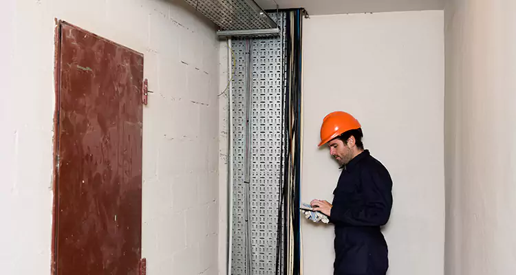 Metal Door Jamb Repair in Miami Beach, FL