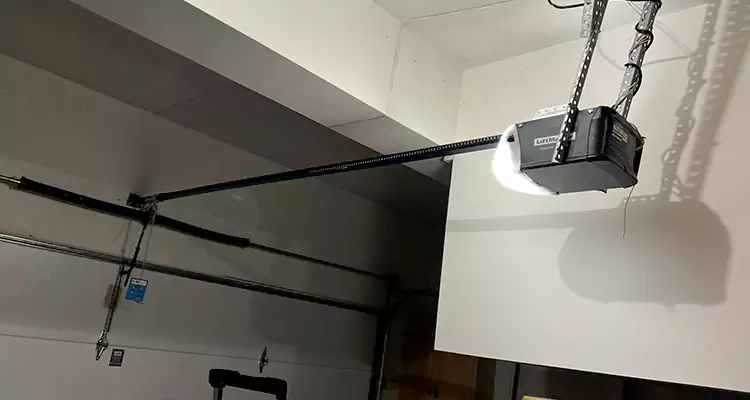 Linear Garage Door Opener Repair in Miami Beach, FL