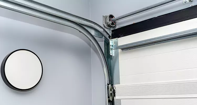 Garage Door Cable Repair Cost in Miami Beach, FL