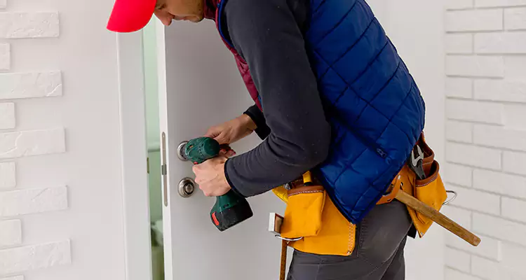 Residential Door Repair in Miami Beach, FL