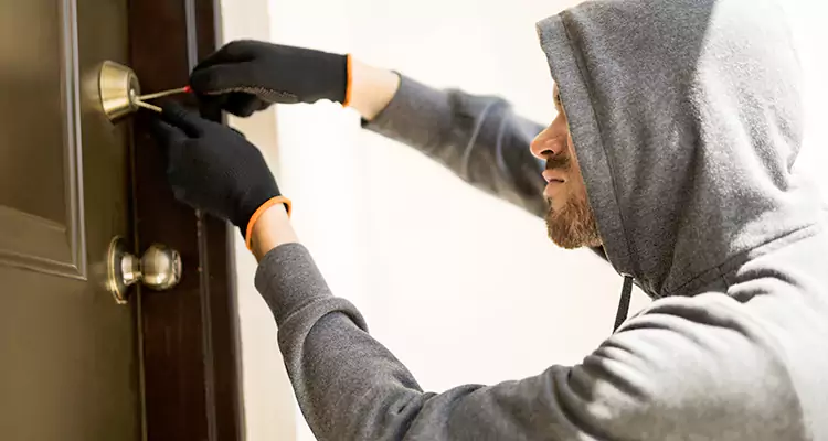 Emergency Motel Lock Repairs—Available 24/7 in Miami Beach, FL