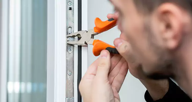 Patio Door Latch Repair in Miami Beach, FL