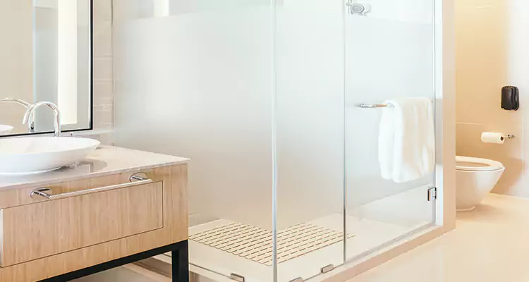 Expert Shower Door Fix and Repair in Miami Beach, FL
